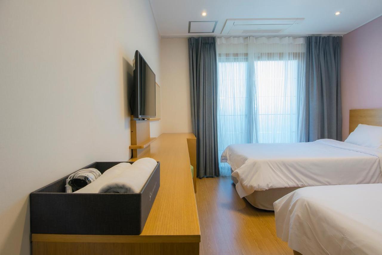 Sims Hotel Jeju Ngoại thất bức ảnh